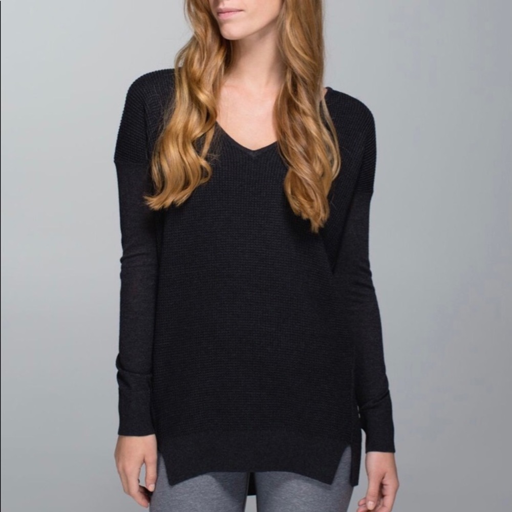 lululemon athletica Black/Grey V‑Neck Lightweight Knit Sweater